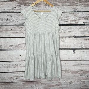 Caution To the Wind Size Medium Flutter‎ Sleeve Gray Dress V-Neck Short Sleeve
